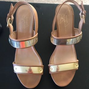 4 1/2 inch shoes, Report Signature!